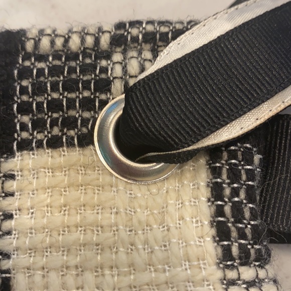 NWT Anna Street Studio Fabric Ribbon Wristlet - Picture 9 of 11